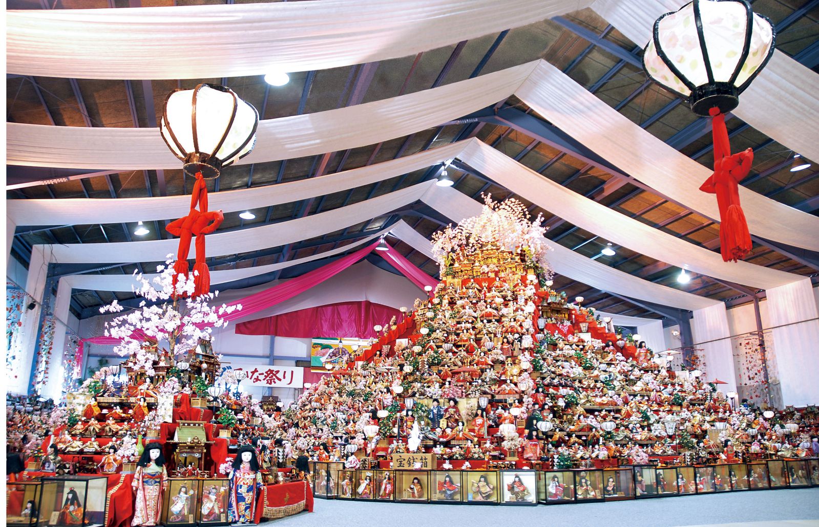 【80】高品質★展示品★屏風★ひな祭り 80】高品質☆展示品☆屏風☆ひな祭り